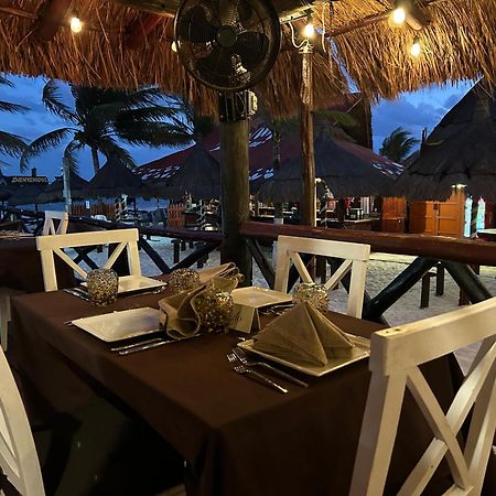 The Diving Lodge Downtown Puerto Morelos Exterior photo